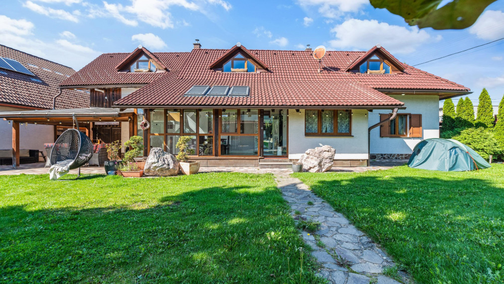 Nádherná usadlosť neďaleko Kremnických vrchov - Horná Štubňa