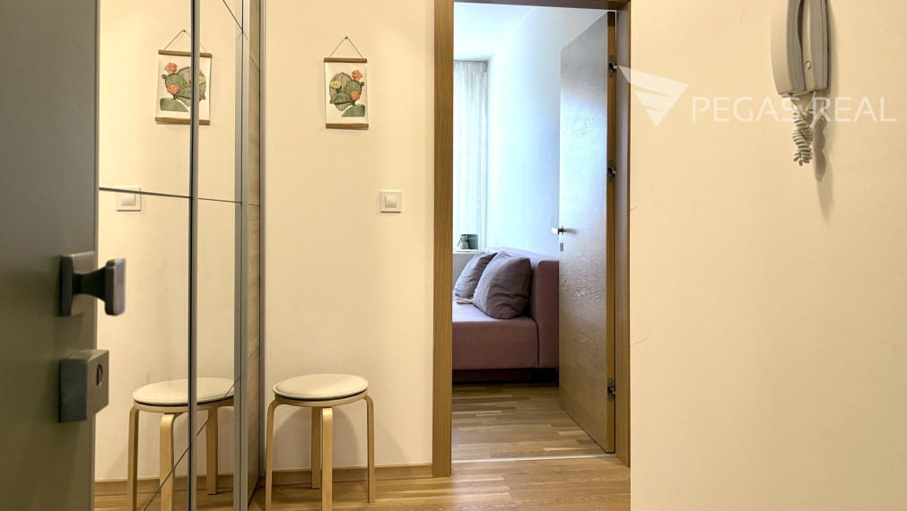 **PREDANÝ** Slnečný, kompletne zariadený 3-izbový byt s balkónom v Cubicon Gardens