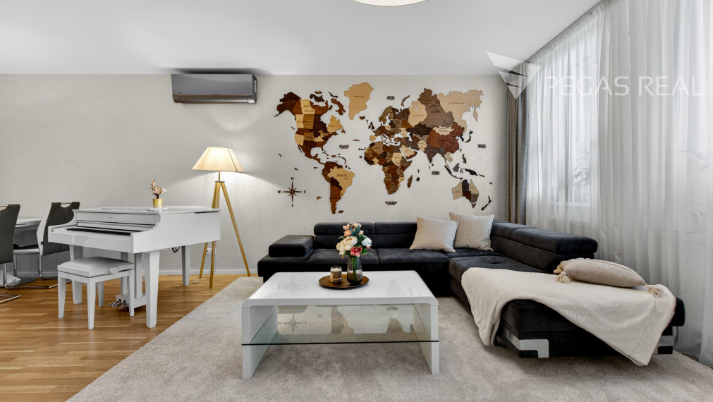 **PREDANÝ** Prémiový veľkometrážny kompletne zariadený 3i byt s balkónom v Ružinove