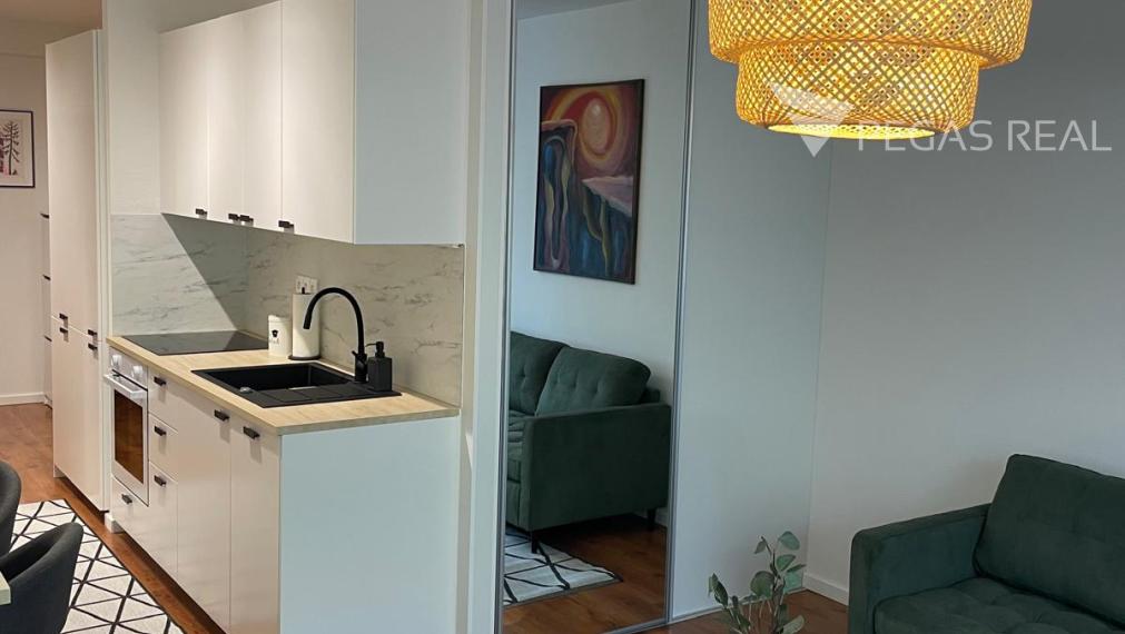 PRENAJATÉ - 1,5 izbový byt so záhradou a garážou vo Vajnoroch