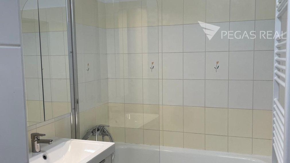 PRENAJATÉ - 1,5 izbový byt so záhradou a garážou vo Vajnoroch