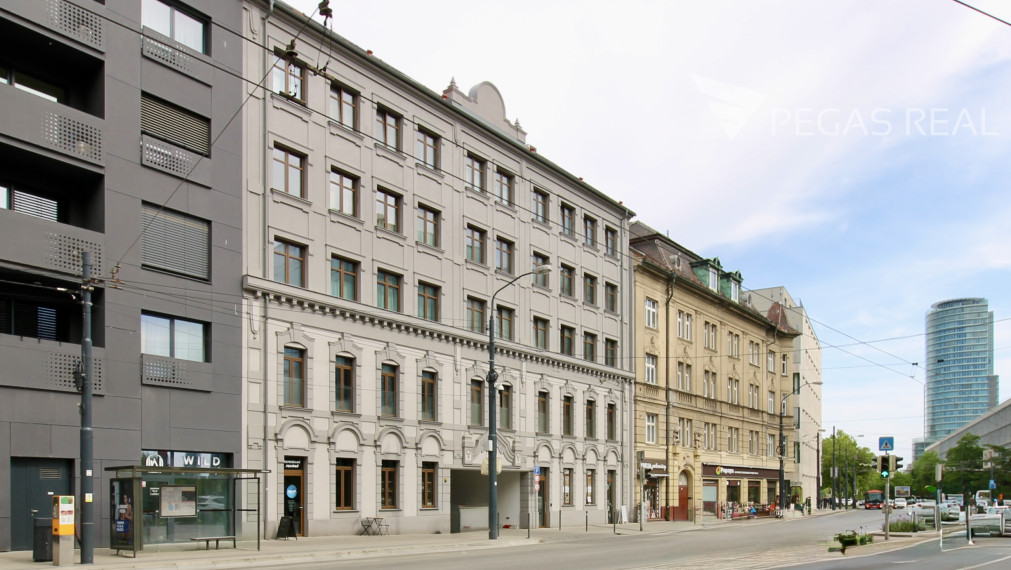 PREDANÉ- Parkovacie miesto v centre Starého mesta, Bratislava