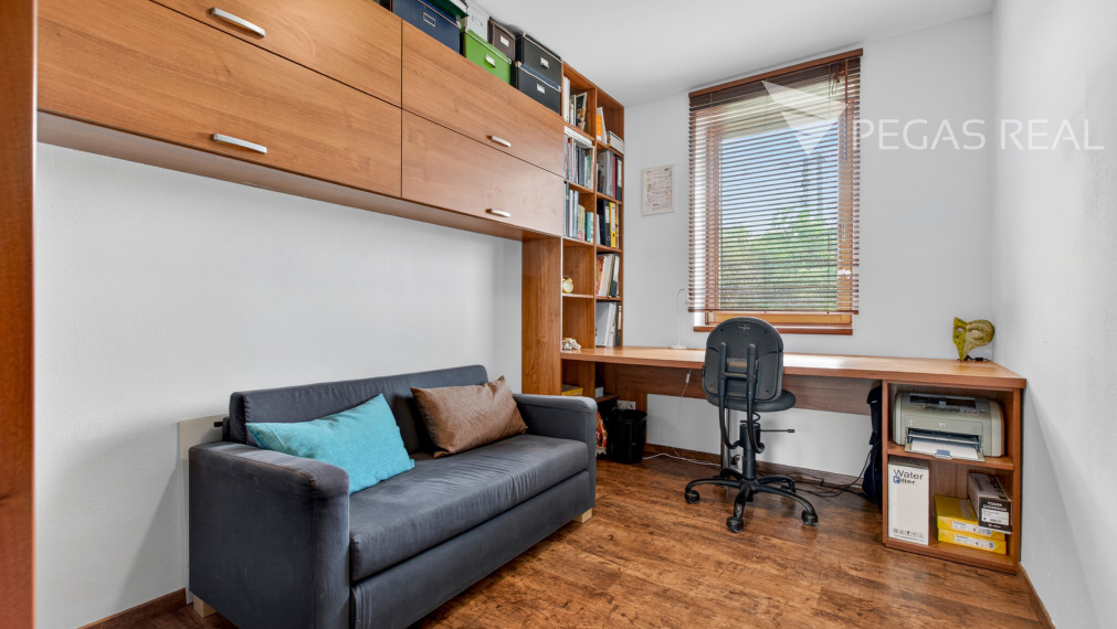 Rodinný bungalov s veľkým pozemkom 1 893 m², terasou a súkromím – Trstená na Ostrove
