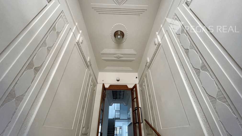 Priestranný 2-izbový byt s výmerou 70 m² v centre Bratislavy – Palisády