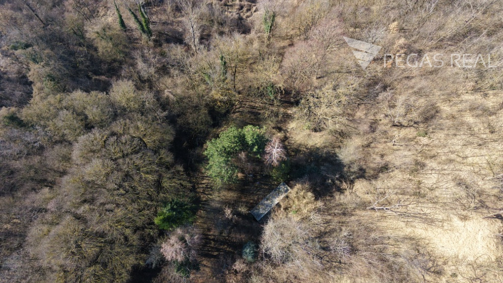 Pozemok na samote. Ratnovce, Banka pri Piešťanoch, 5402m2