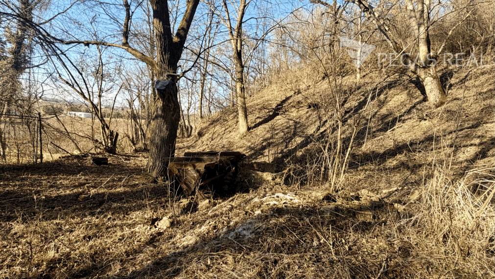 Pozemok na samote. Ratnovce, Banka pri Piešťanoch, 5402m2