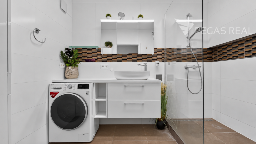 VEĽKÝ 3-IZBOVÝ BYT 86,45 m² S LOGGIOU | BAJZOVA ULICA | BRATISLAVA – NIVY