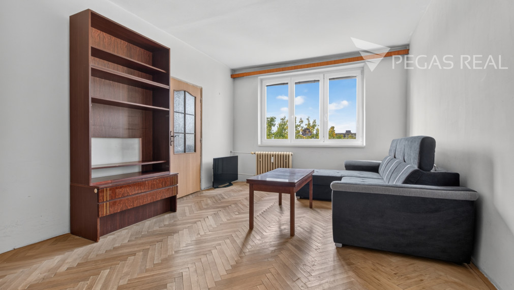3-IZBOVÝ BYT S LOGGIOU NA ŠTRKOVCI | SOLIVARSKÁ ULICA | 61,5 m²