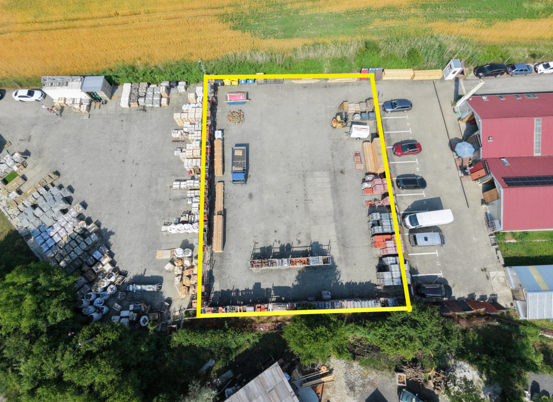 Spevnená plocha 1 050 m² pre nákladné autá, kontajnery a skladovanie – Záhorská Bystrica, D2