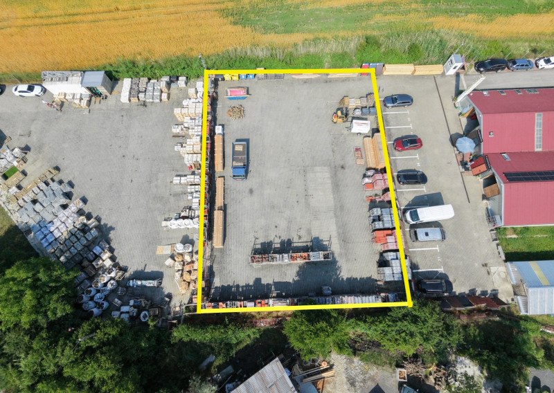 Spevnená plocha 1 050 m² pre nákladné autá, kontajnery a skladovanie – Záhorská Bystrica, D2